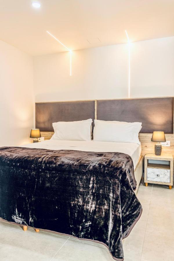 The Mike Hotel By Cx Collection Cospicua Luaran gambar